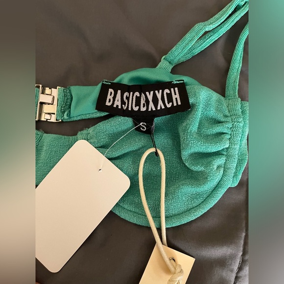 NWT Basic Bxxch Bikini Top Only size S - Picture 3 of 4